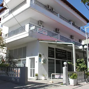 Lena In Χανιώτη